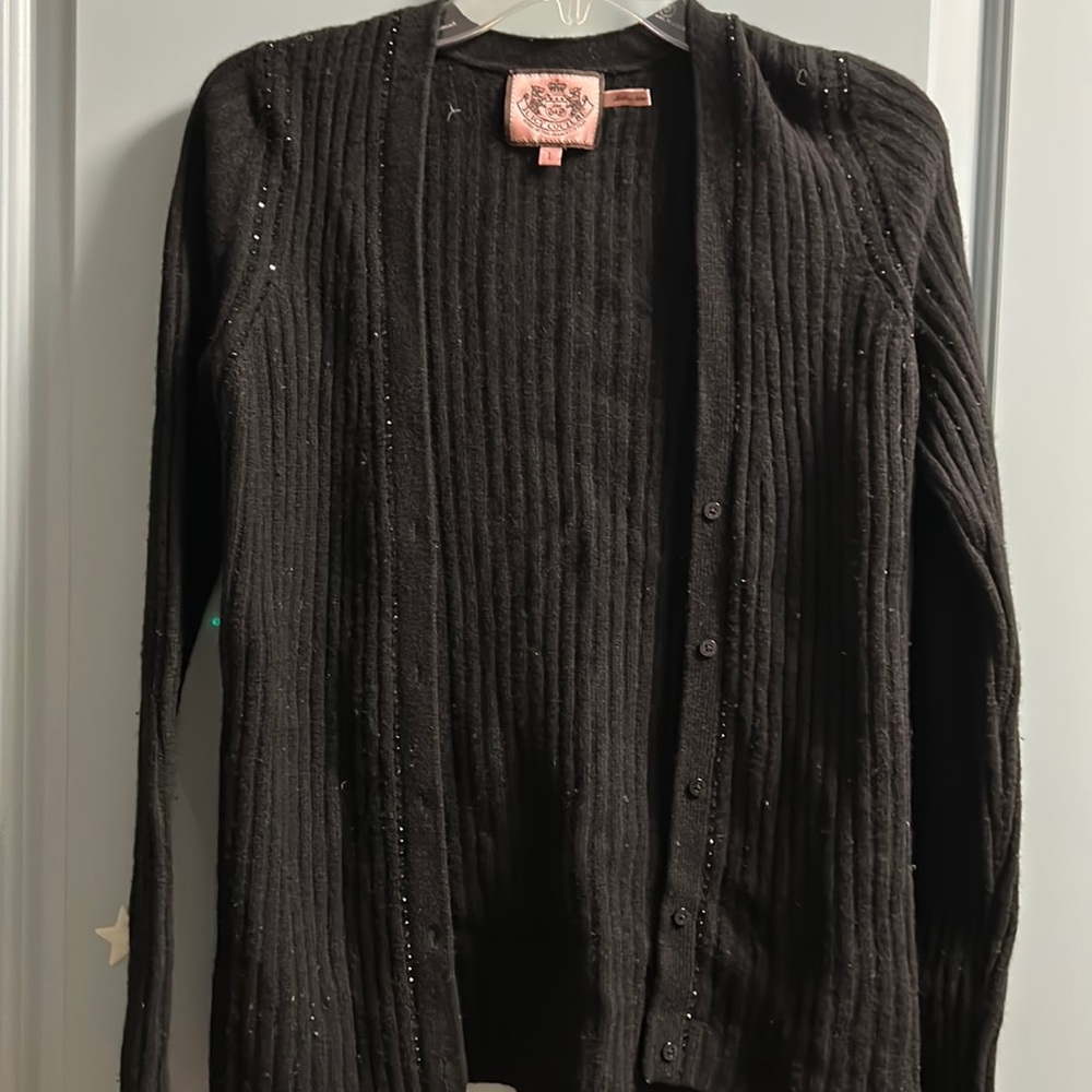 Hello 👋 this is Juicy couture black cardigan with buttons down!